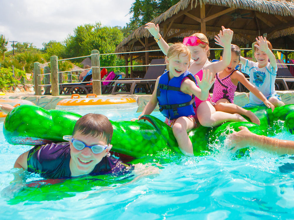The Resort At Schlitterbahn ニューブラウンフェルズ エクステリア 写真