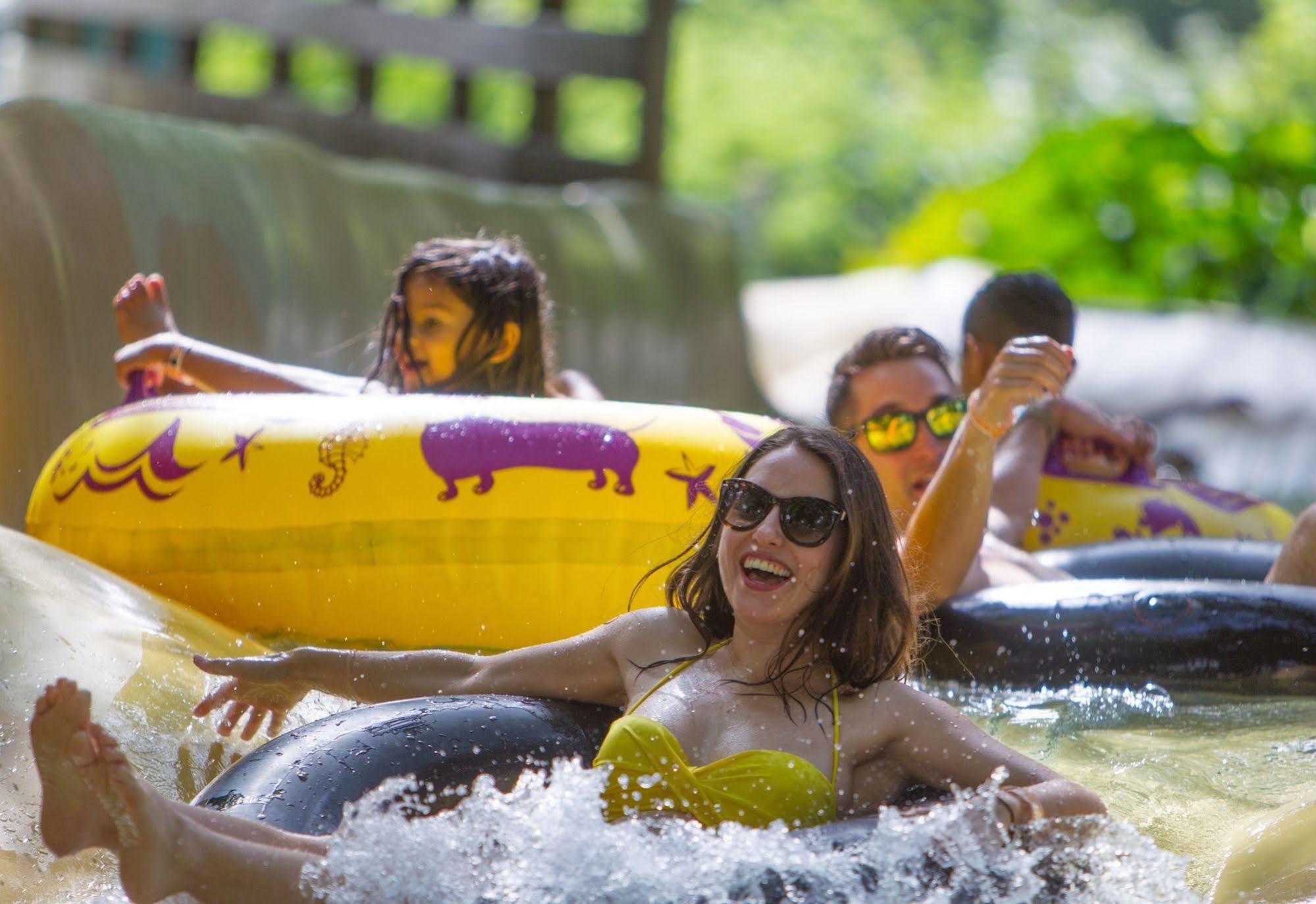 The Resort At Schlitterbahn ニューブラウンフェルズ エクステリア 写真